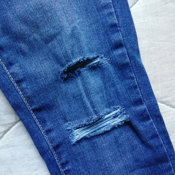 GAP Favourite Jegging Blue Distressed Raw Hem Mid Rise 24 Petite NWT - Picture 9 of 13